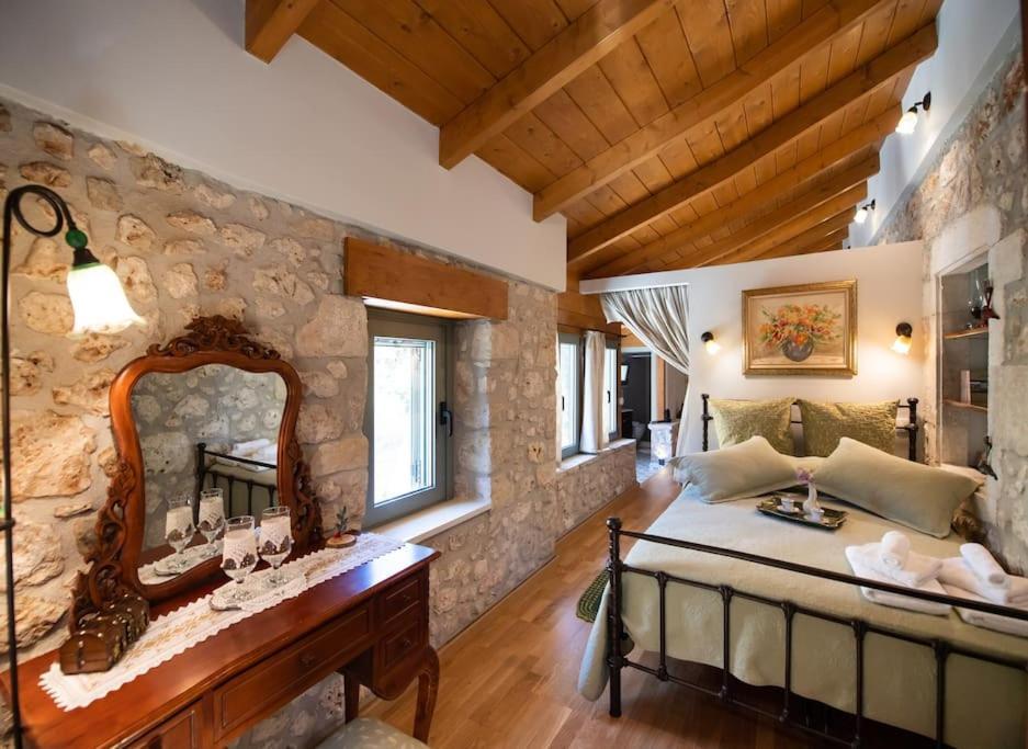 Kariá La Casa Di Bella A Tradional Stone House With Barbecue 빌라 외부 사진