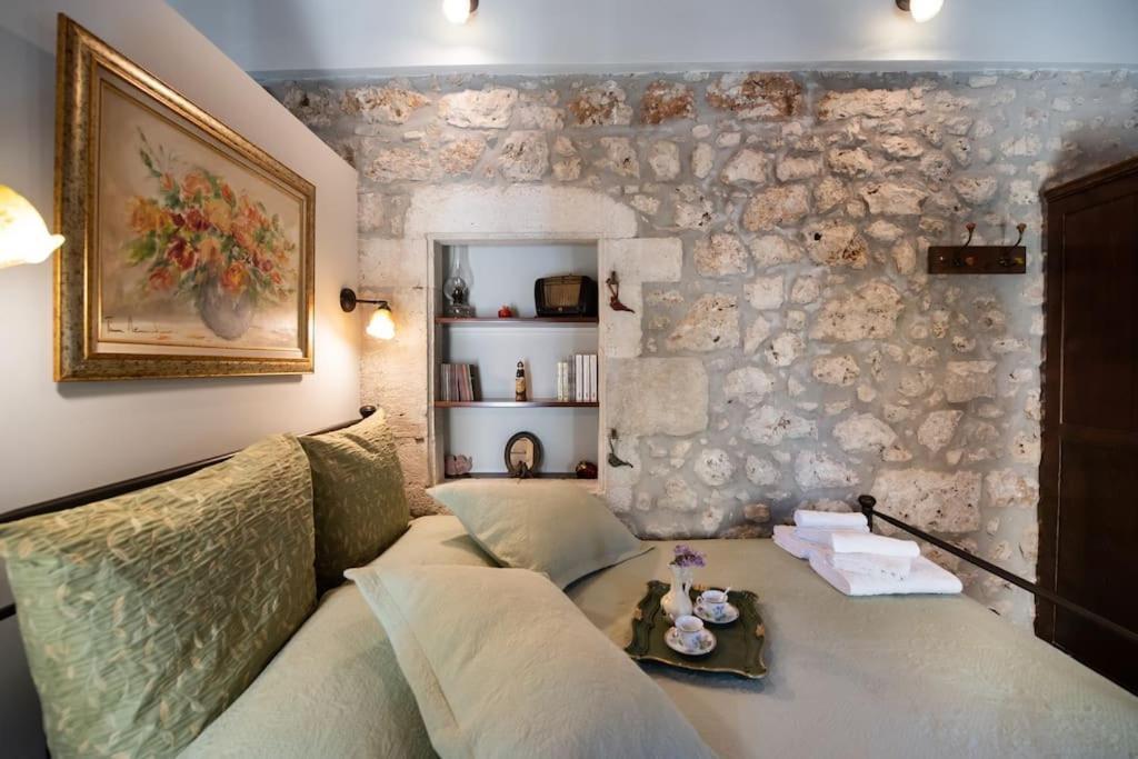 Kariá La Casa Di Bella A Tradional Stone House With Barbecue 빌라 외부 사진