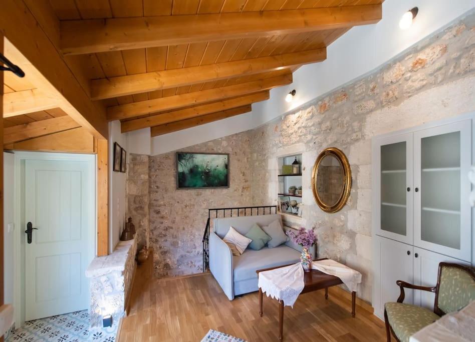 Kariá La Casa Di Bella A Tradional Stone House With Barbecue 빌라 외부 사진