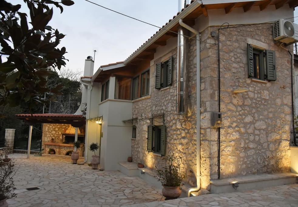 Kariá La Casa Di Bella A Tradional Stone House With Barbecue 빌라 외부 사진
