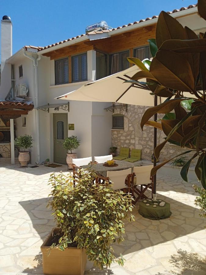 Kariá La Casa Di Bella A Tradional Stone House With Barbecue 빌라 외부 사진