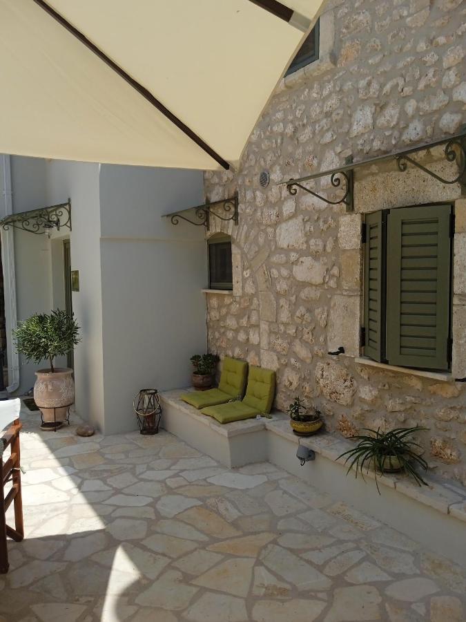 Kariá La Casa Di Bella A Tradional Stone House With Barbecue 빌라 외부 사진