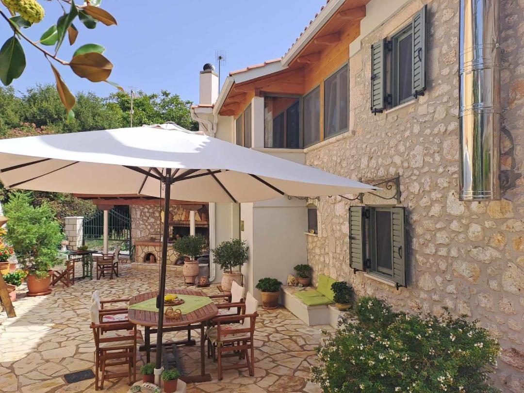Kariá La Casa Di Bella A Tradional Stone House With Barbecue 빌라 외부 사진